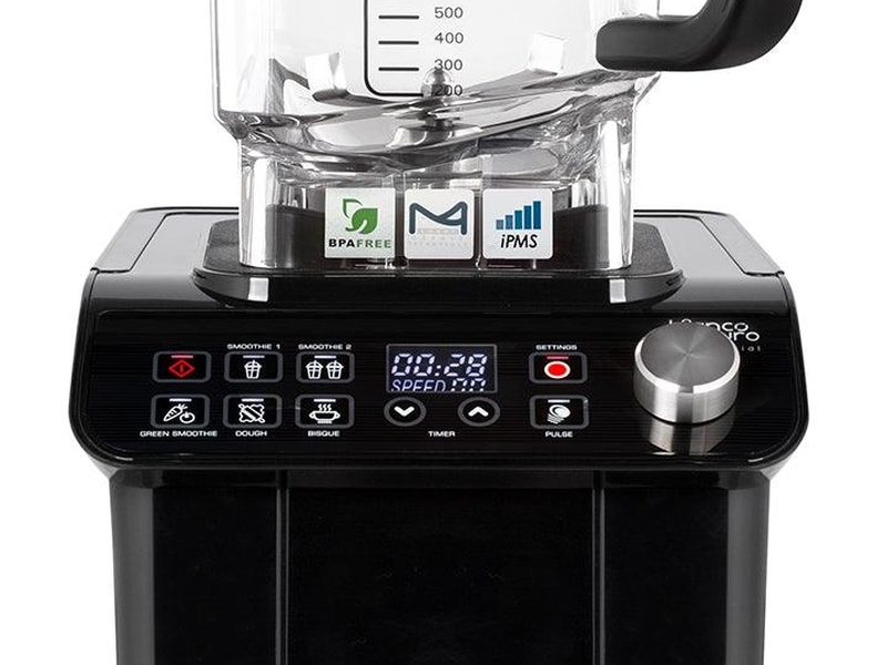 Bedienfeld des GUSTO PRO mit Programmtasten und Drehregler